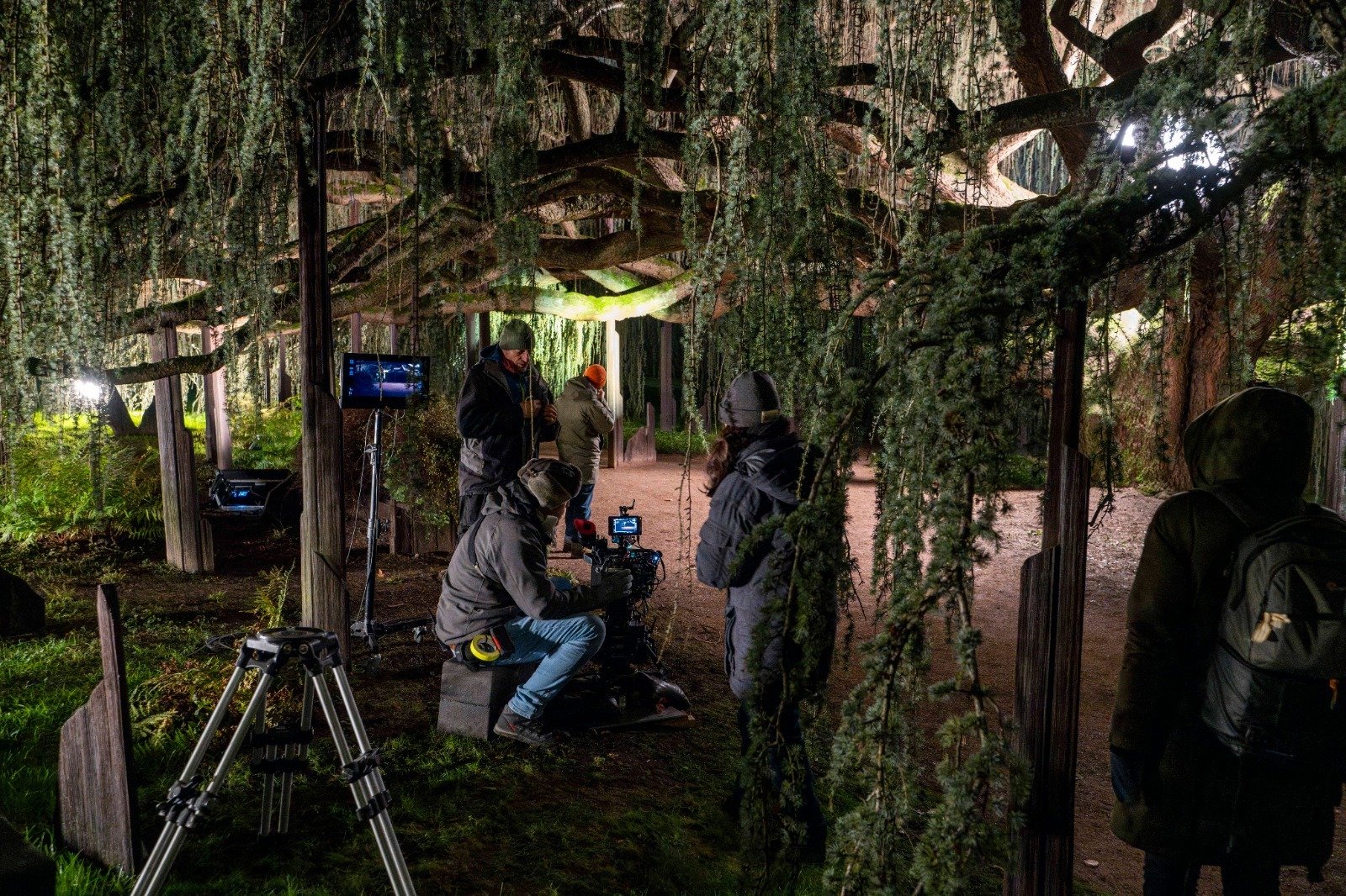  Les coulisses du tournage du film � Coutures � dans l'Arboretum avec Angelina Jolie et Louis Garrel